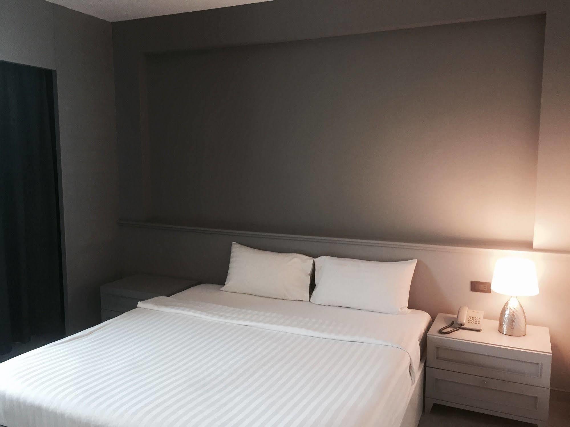 Hatyai Holiday Hotel Hat Yai Exterior photo