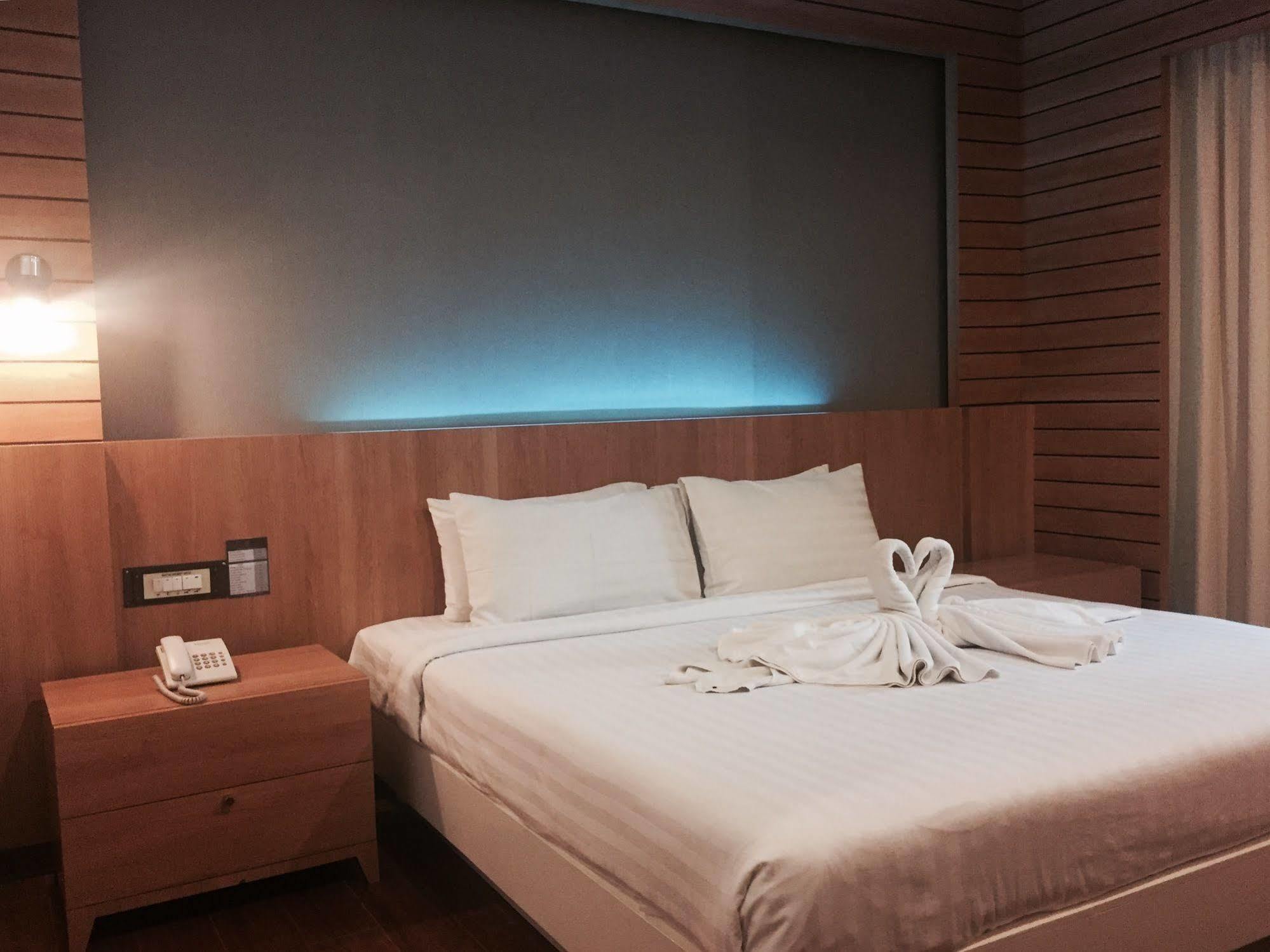 Hatyai Holiday Hotel Hat Yai Exterior photo